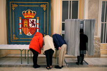  Urnas já abriram e espanhóis votam para eleger um novo governo