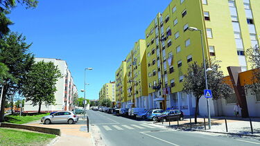 Prédio da Gebalis sem luz devido a risco de curto circuito provocado por infiltrações de água