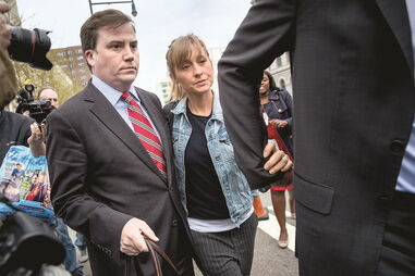 Entre 2001 e 2011 Allison Mack participou na popular série ‘Smallville’, mas agora arrisca-se a uma pena de 15 anos a prisão perpétua por participação no escândalo sexual 