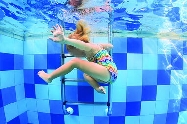 Portugal não tem legislação nem regulamentação específica  para as piscinas públicas, apenas recomendações