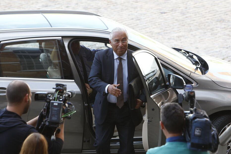 António Costa tem 11 motoristas a receber dois mil euros por mês