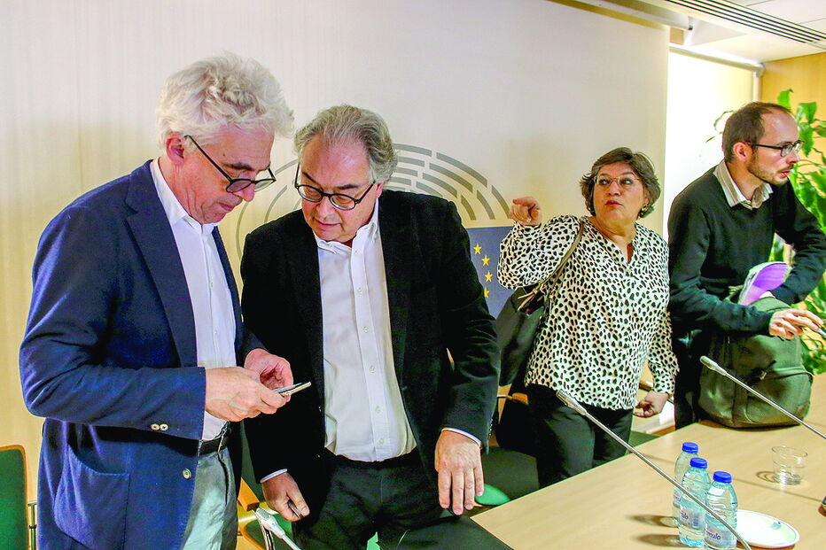 William Bourdon, Teixeira da Mota e Ana Gomes, ontem, em Lisboa   