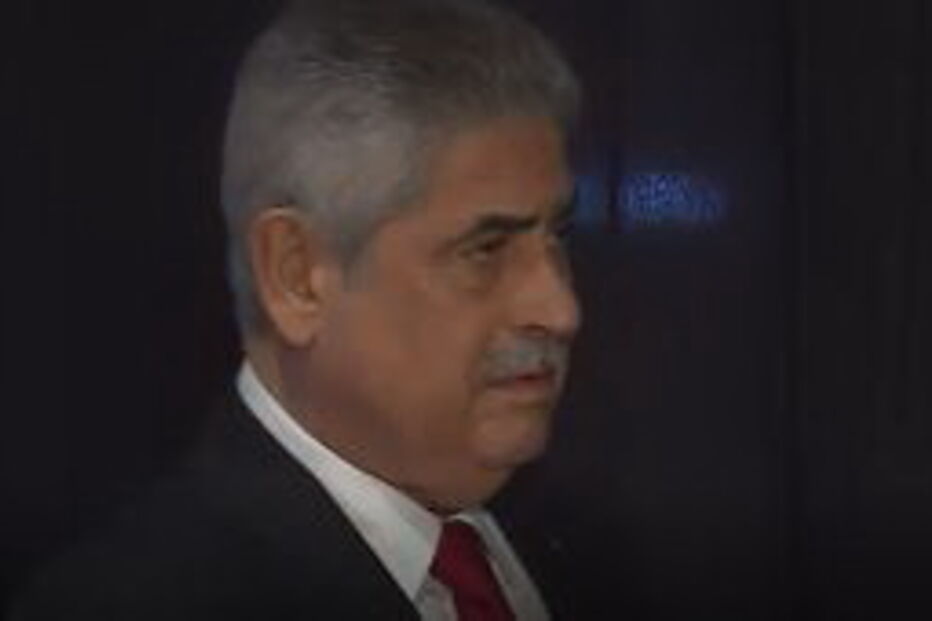 300 milhões por sete jogadores do plantel nas mãos de Vieira