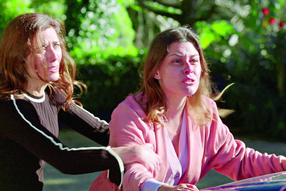 Atriz interpreta uma mãe em total sofrimento após a morte do único filho  