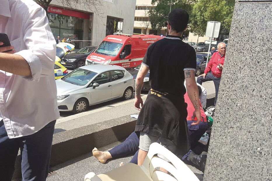 INEM e bombeiros acorreram de imediato ao local, mas não foi possível salvar a mulher, residente em Pevidém 