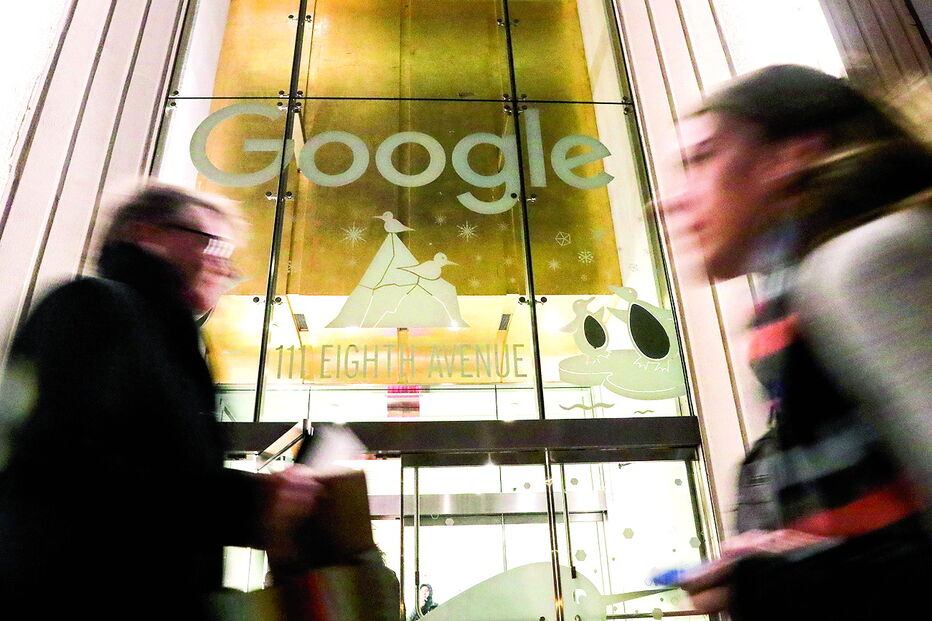 O cerco da União Europeia aperta-se aos gigantes da internet, como Google, Apple, Facebook e Amazon   