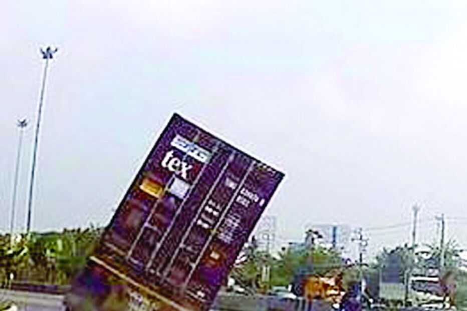 Acidente evitado por milagre na Tailândia