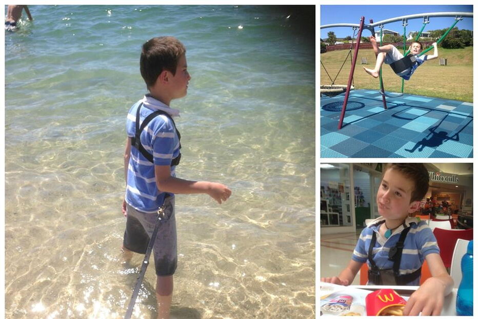 criança austista e cão são os melhores amigos