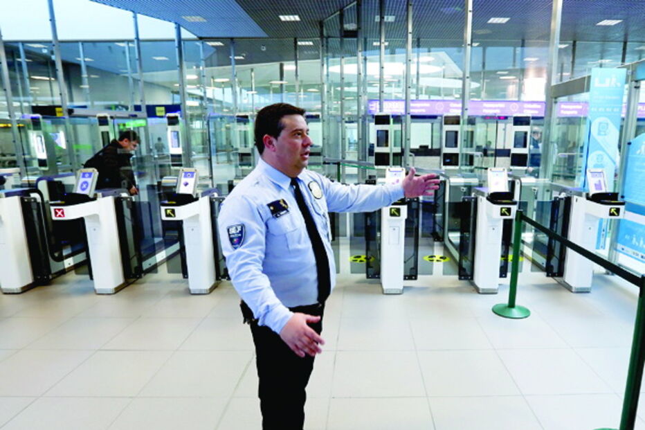 Vão trabalhar no aeroporto