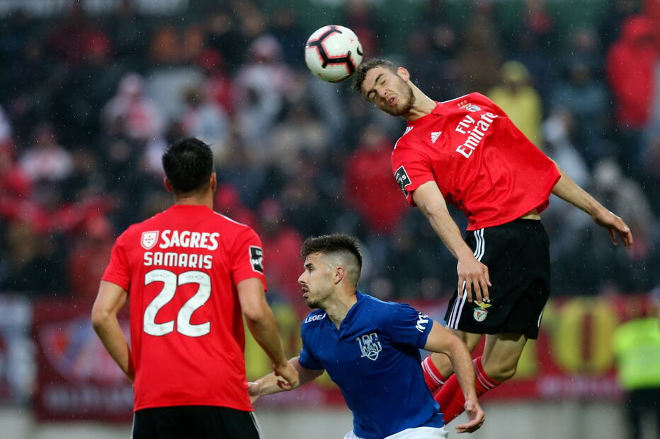 Benfica e Feirense