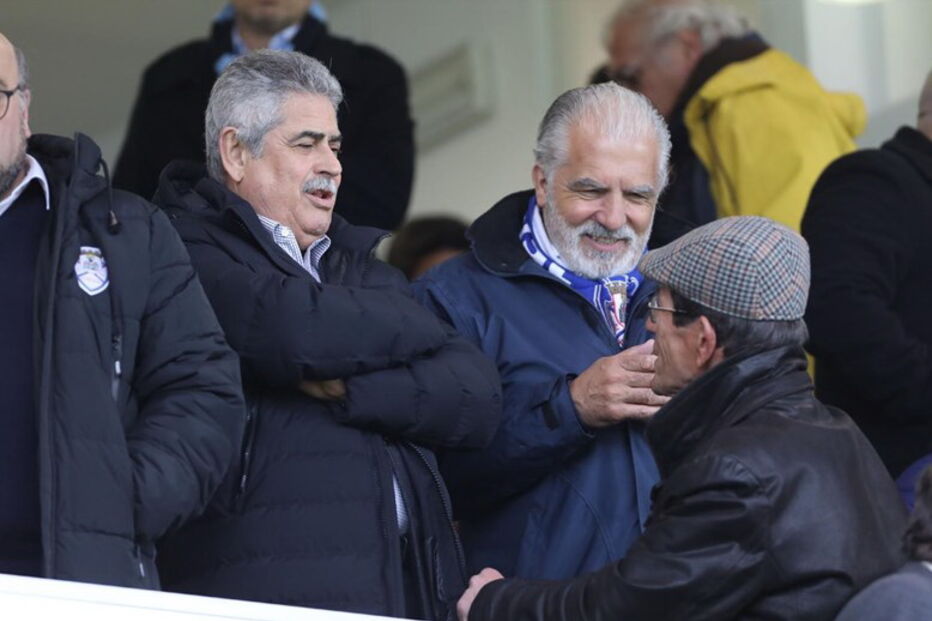 Vieira abandona tribuna após golo anulado ao Feirense