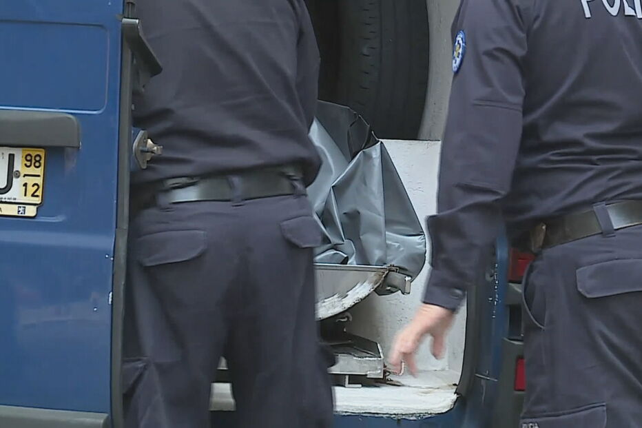 Pastor espanca e estrangula ex-namorada até à morte e deixa corpo na banheira 