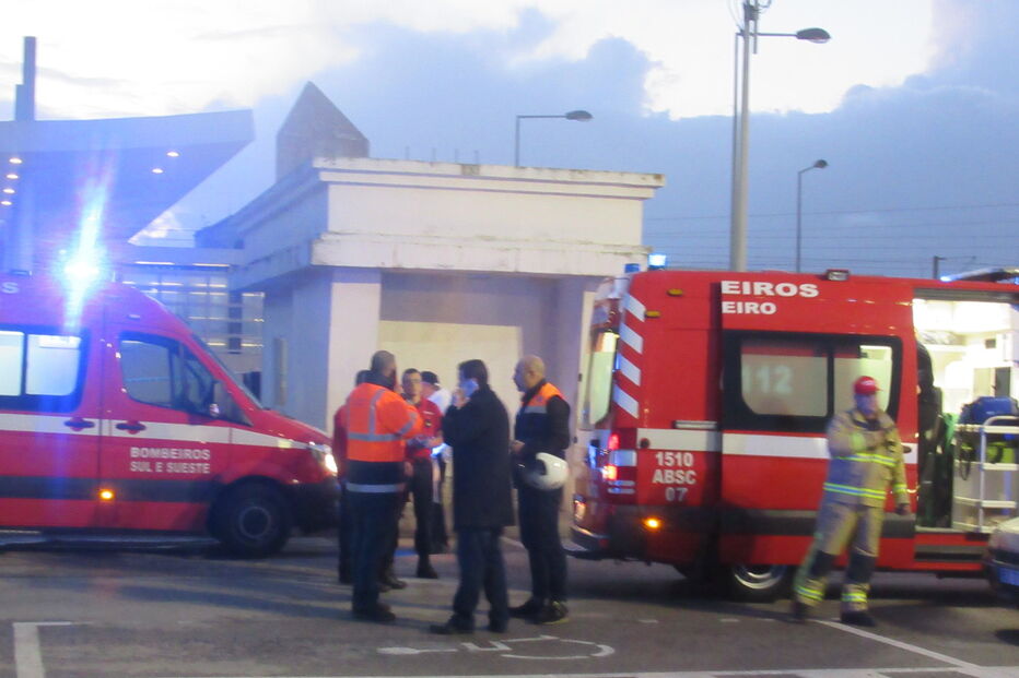 Oito feridos em acidente com autocarro no Barreiro 