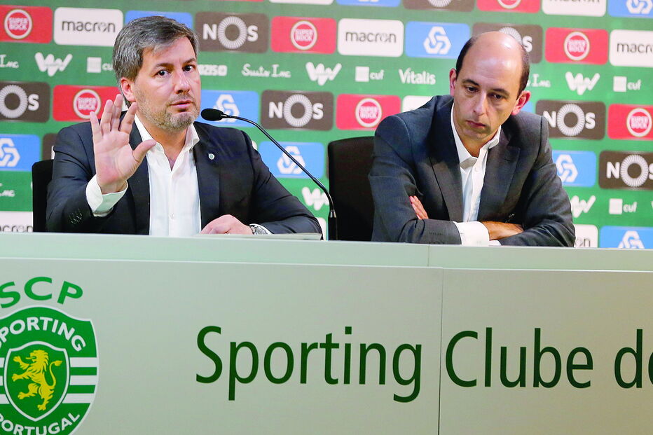 Bruno de Carvalho é o primeiro responsável pelos negócios que a PJ vai passar à lupa. O ex-‘vice’ Carlos Vieira, administrador financeiro, autorizou pagamentos  