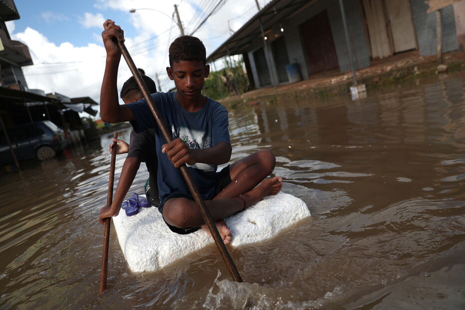 Chuva intensa inunda o Rio de Janeiro no Brasil  