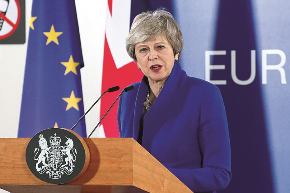 Novo fracasso de May vai aumentar a pressão interna para que se demita 