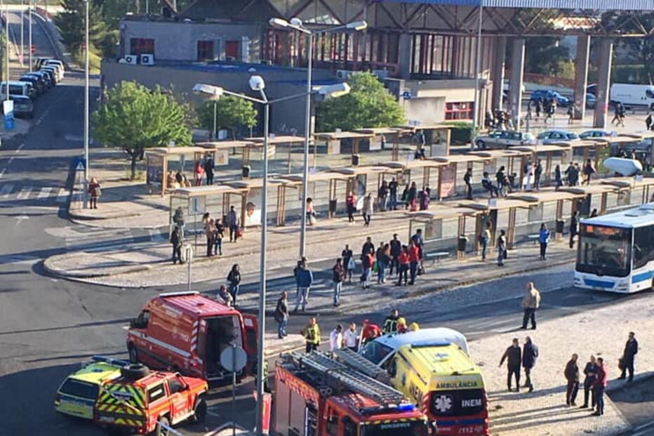 Acidente na estação de Monte Abrãao em Sintra