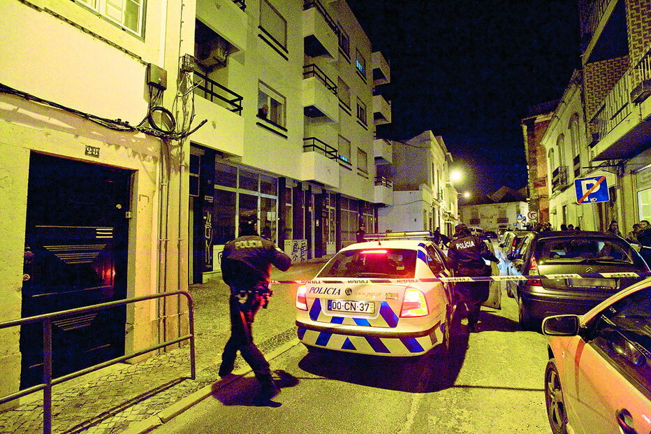 Forças de segurança trabalham em articulação com os técnicos da APAV nos vários concelhos da região 