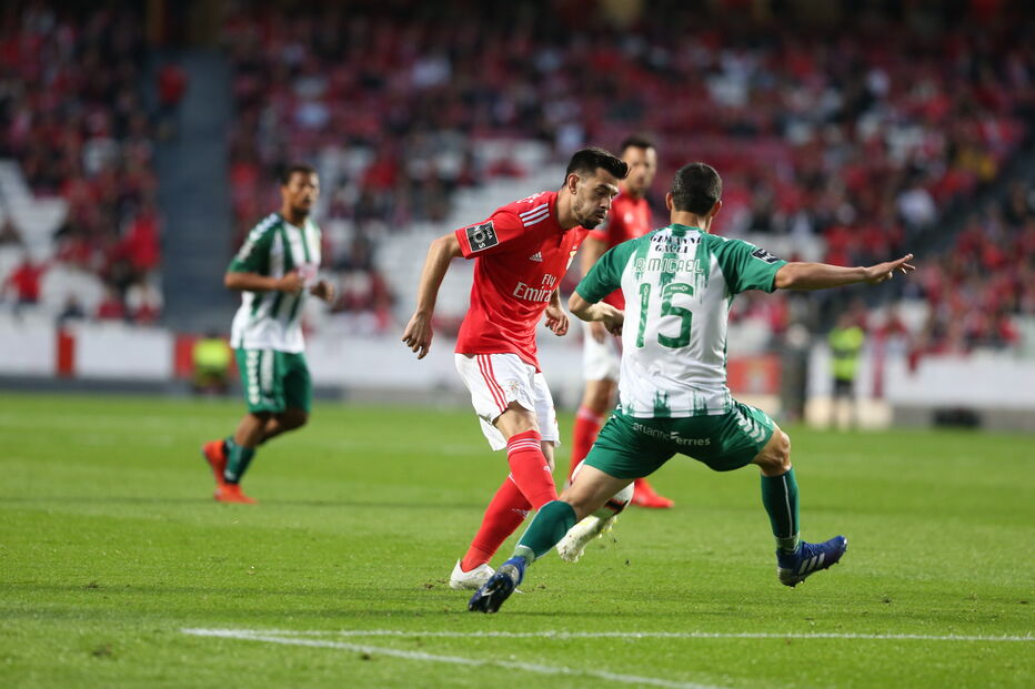 Benfica defronta o Vitória de Setúbal	