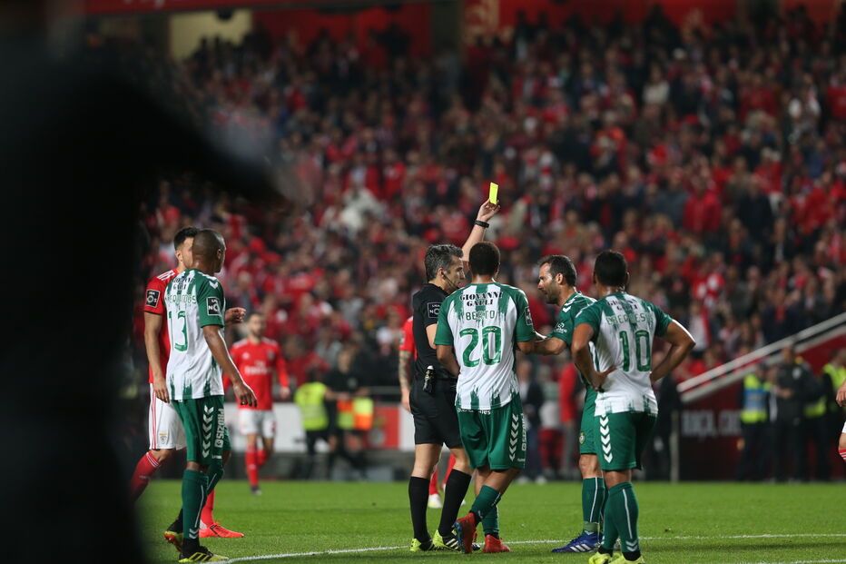 Benfica defronta o Vitória de Setúbal	