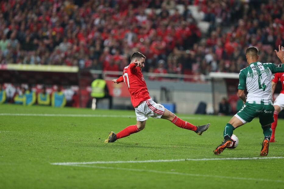 Benfica defronta o Vitória de Setúbal	