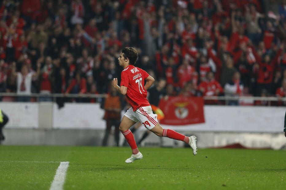 Benfica defronta o Vitória de Setúbal	