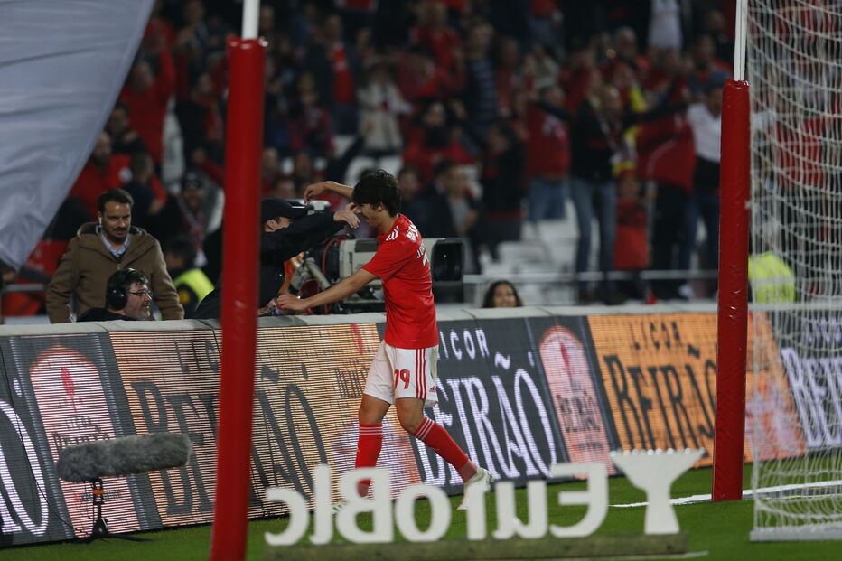 Benfica defronta o Vitória de Setúbal	