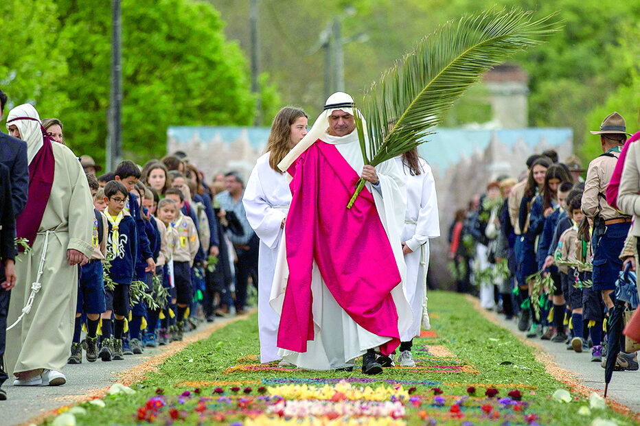 Em Porto de Mós, fez-se a recriação da entrada de Jesus em Jerusalém 
