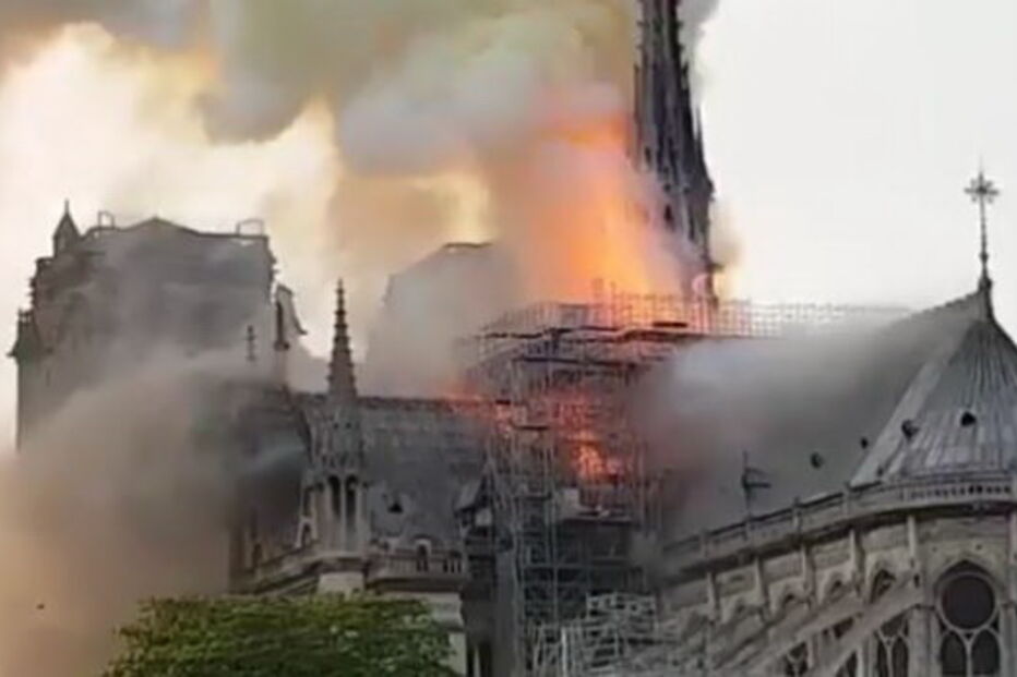 Incêndio na Catedral de Notre-Dame