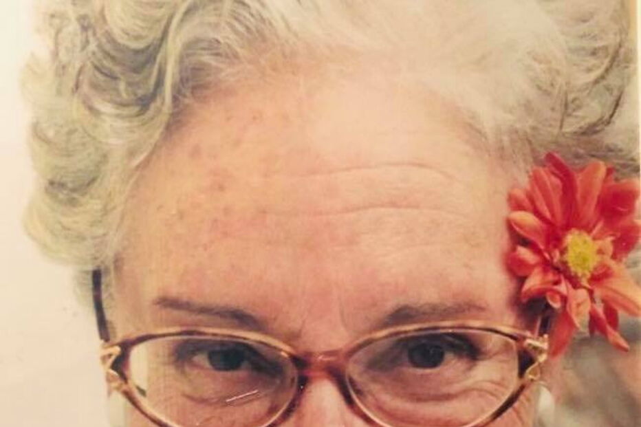  Maria Alberta Menéres