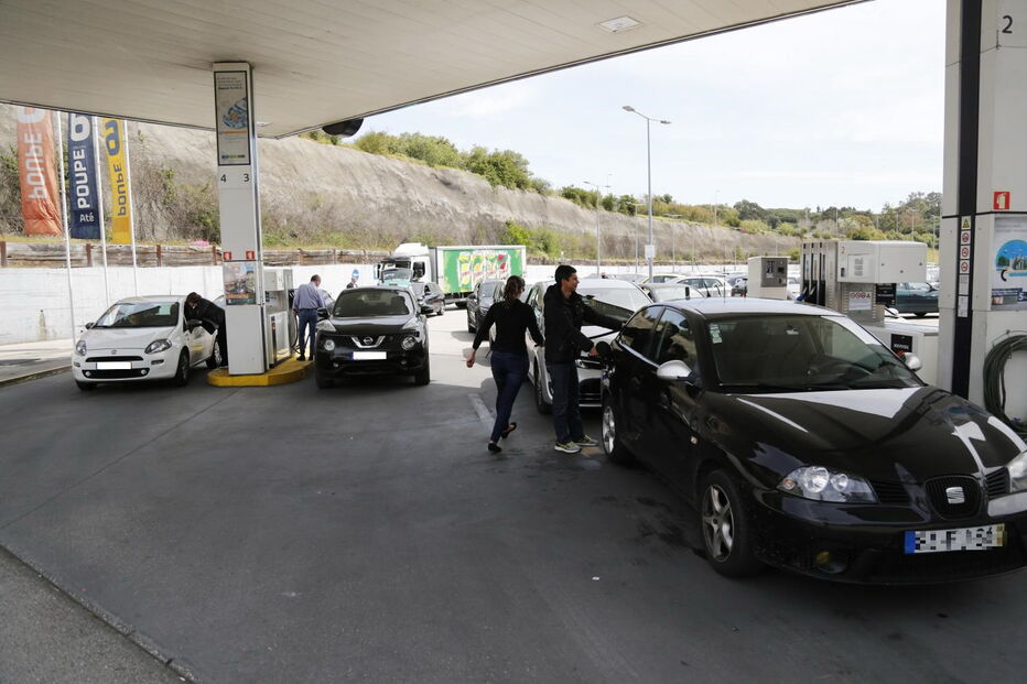 Caos nos postos de combustível