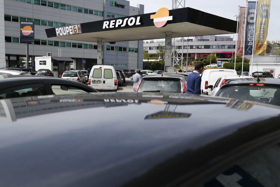 Caos nos postos de combustível