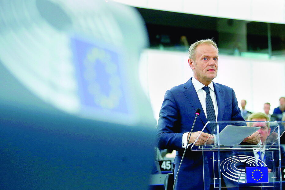 Tusk defendeu  adiamento  do Brexit  ante críticas  de eurodeputados 