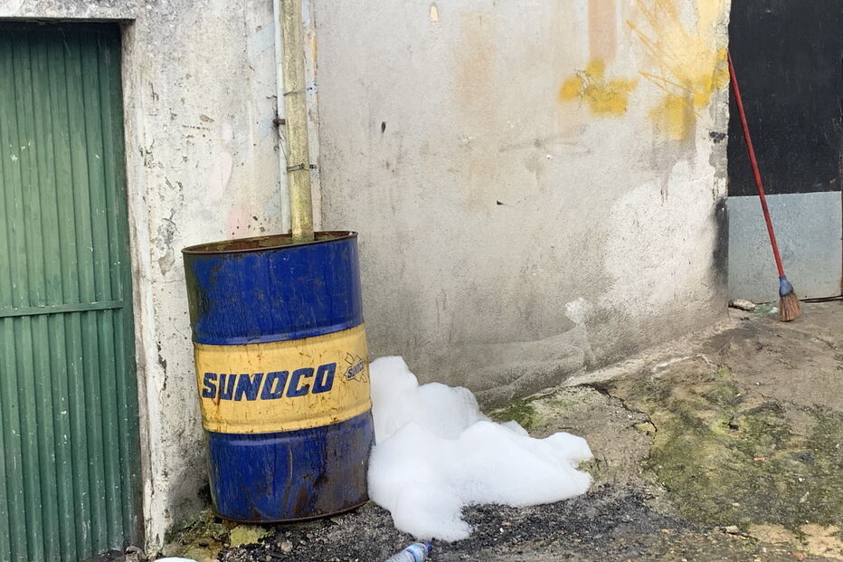 Incêndio consome oficina de automóveis em Rio Tinto