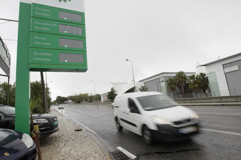 Já há uma bomba em Sintra a vender gasolina a 1,80 por litro