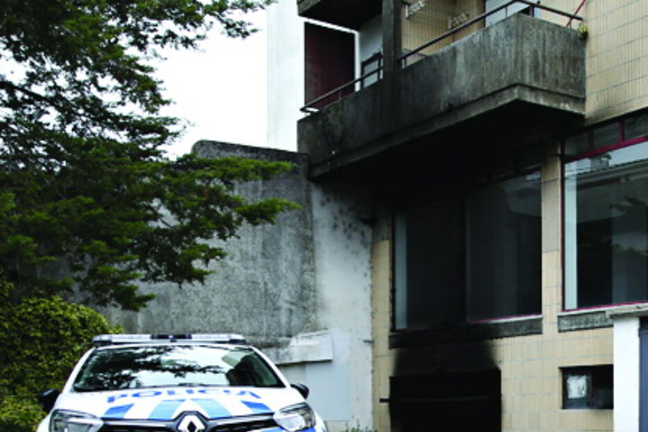 Garagem onde deflagrou o incêndio 