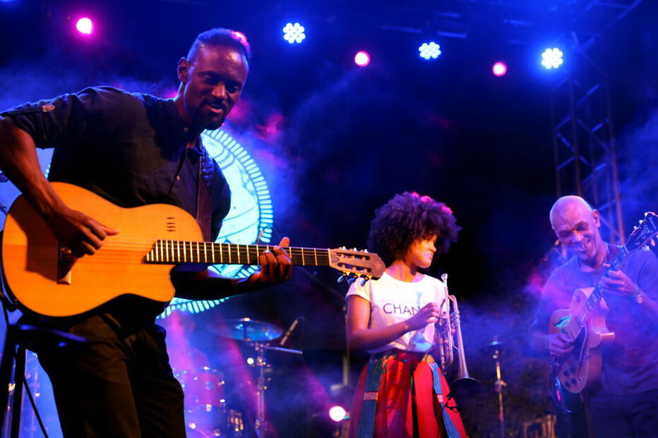 Cidade da Praia voltou a dançar com os ritmos do mundo