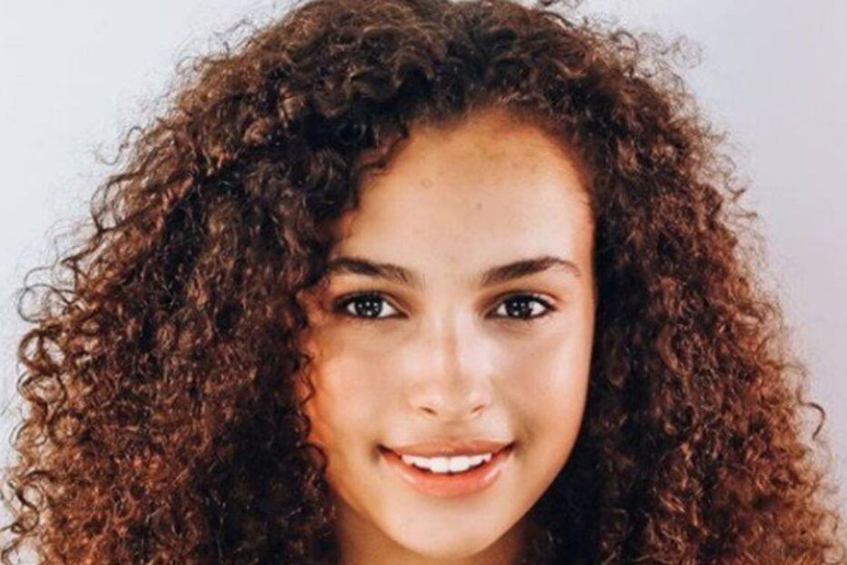 Atriz britânica morre aos 16 anos na sequência de um desmaio