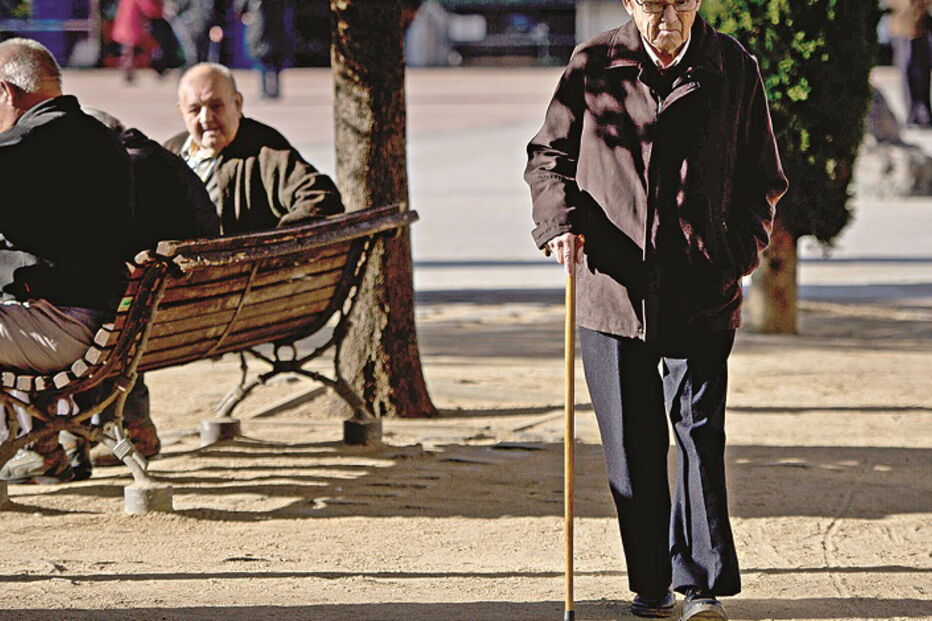 Beneficiários esperam meses pela reforma a que têm direito 