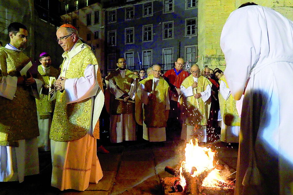 D. Manuel Clemente na cerimónia que encheu a Sé de Lisboa  