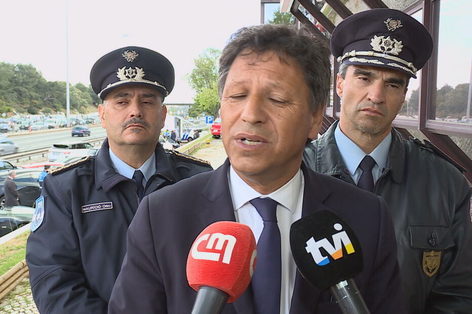 Telemóvel ao volante mata mais