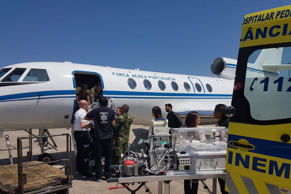 Força Aérea transporta recém-nascido de urgência dos Açores para o continente 