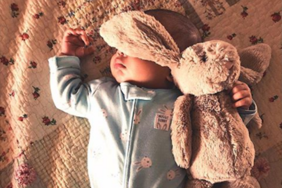 Rita Pereira diz aos fãs que filho tem botox nos lábios