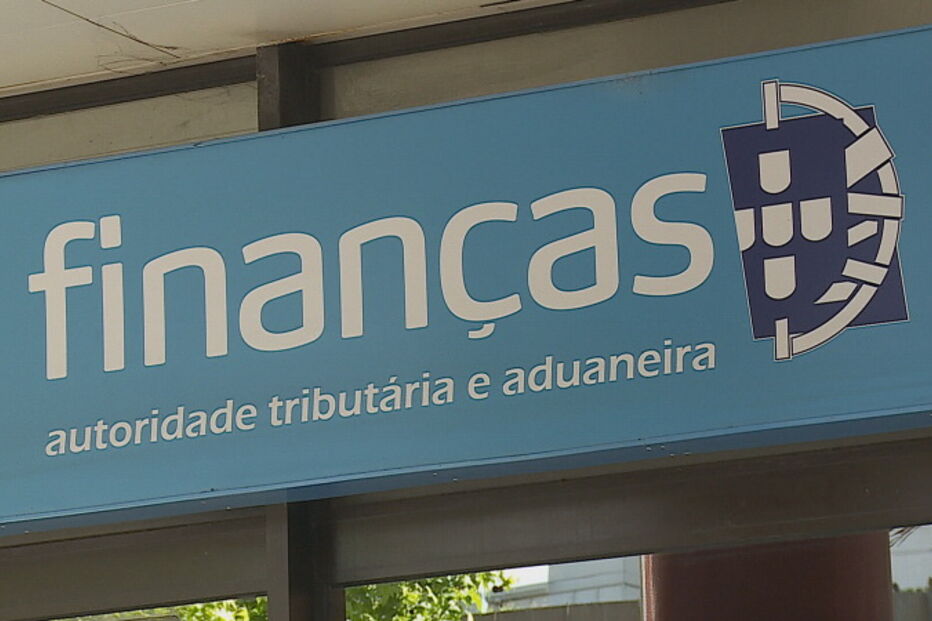 Governo prepara alteração de regras para subir o IMI