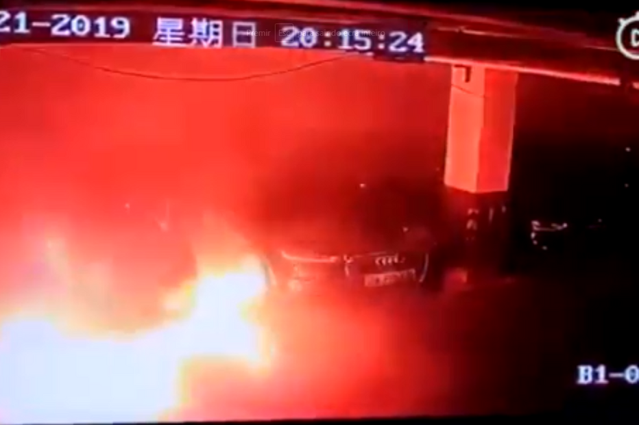 Vídeo mostra Tesla Model S a incendiar-se em parque de estacionamento