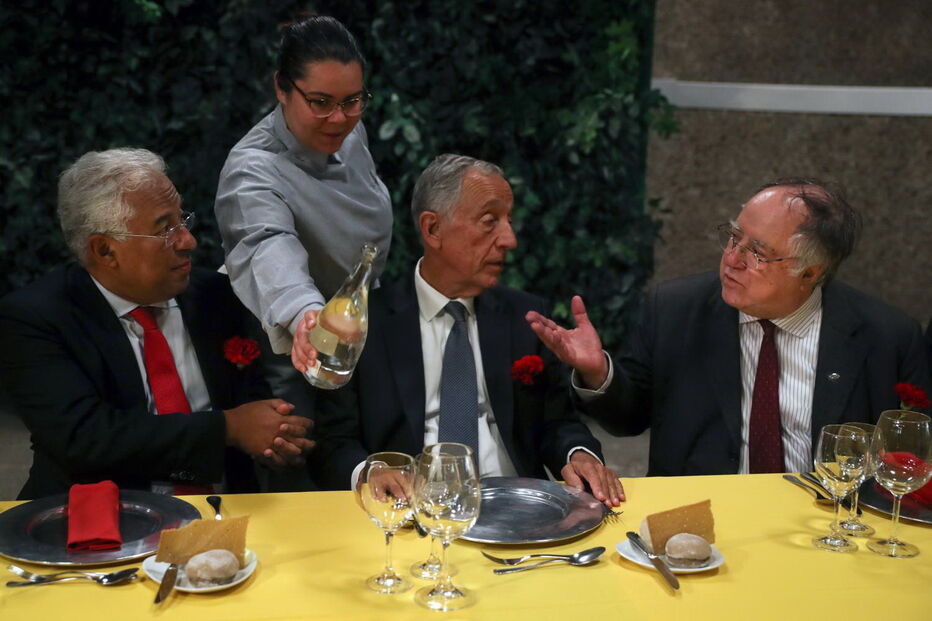 Marcelo e Costa juntam-se em jantar comemorativo da 