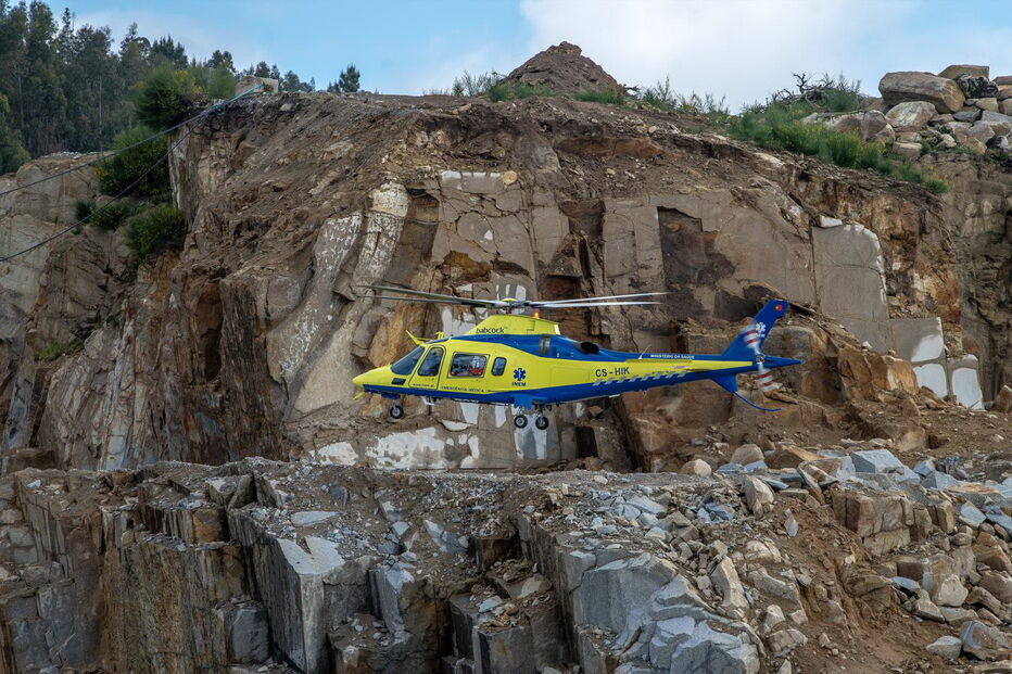 Explosão de pólvora em pedreira faz dois feridos graves em Marco de Canaveses