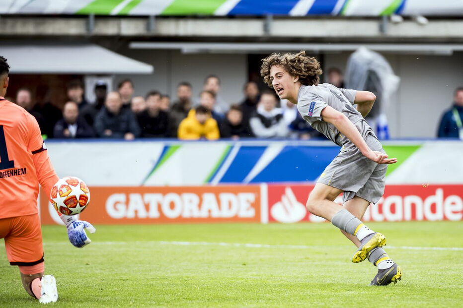 FC Porto chega à final da Youth League ao vencer Hoffenheim