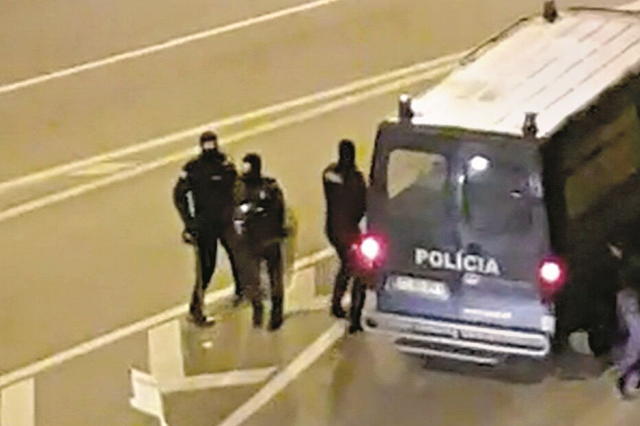 Polícia foi chamada durante a madrugada para uma desordem na Reboleira e foi recebida à pedrada  