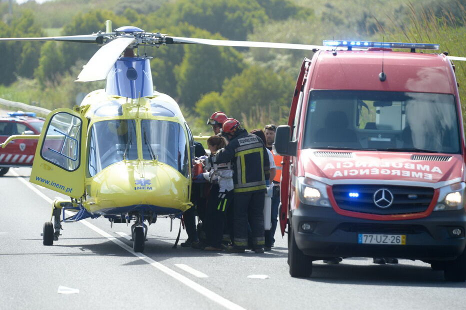 Colisão obrigou ao corte do IP6 durante várias horas para prestar socorro às vítimas e remover os veículos 